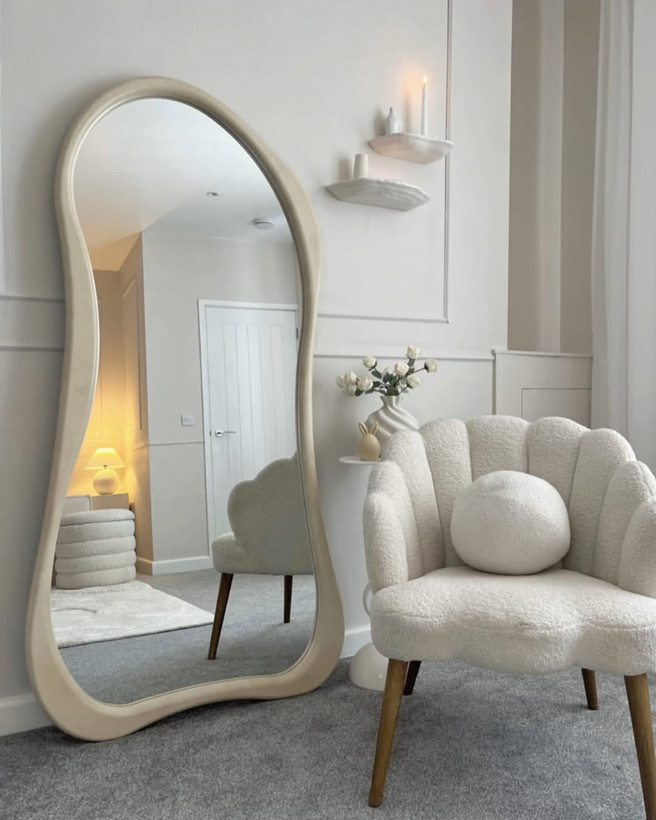 آینه قدی دفرمه